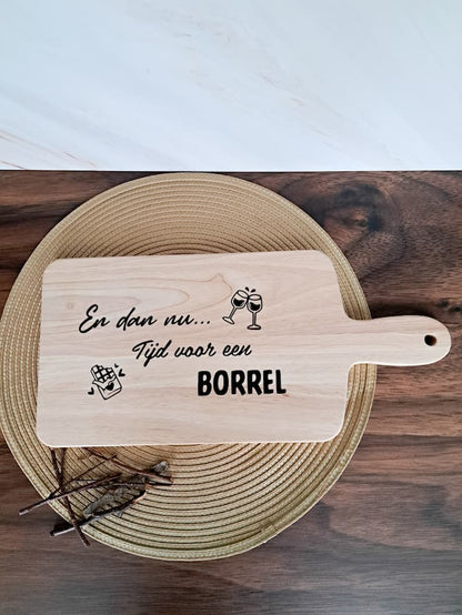Houten borrelplank met tekst