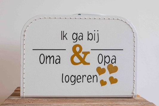 Koffertje logeren bij opa en oma