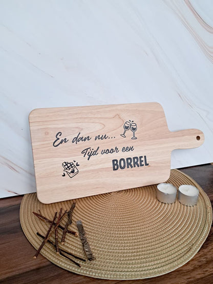Houten borrelplank met tekst