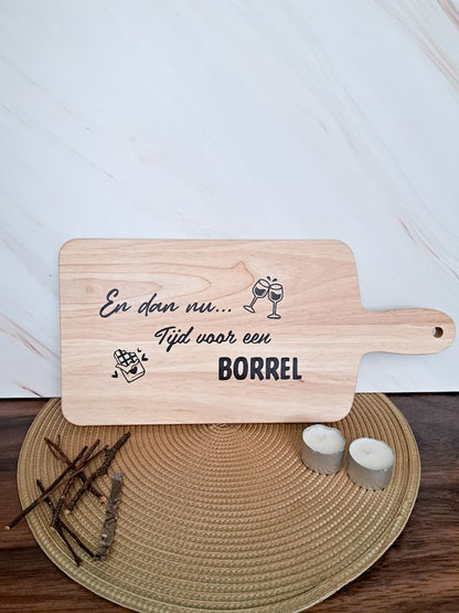 Houten borrelplank met tekst