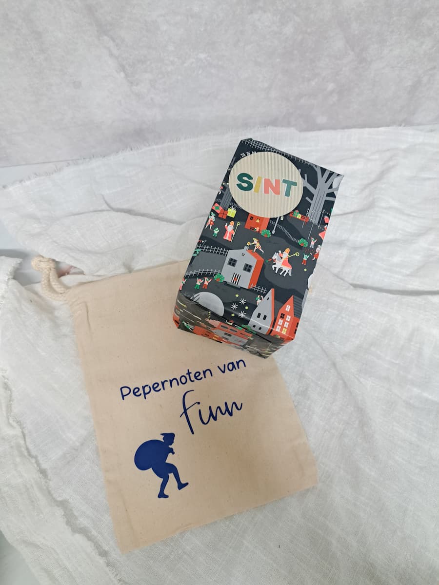 Sinterklaas cadeaupapier